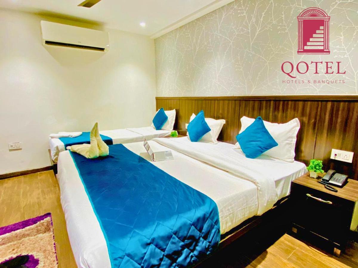 Qotel Hotel Rajouri Garden Above Ritu Marbles, Near Rajouri Garden Metro Station-Couple Friendly New Delhi Exterior photo